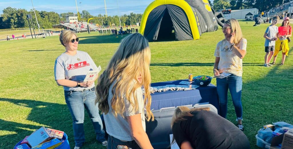 Salem VS Pocahontas Game